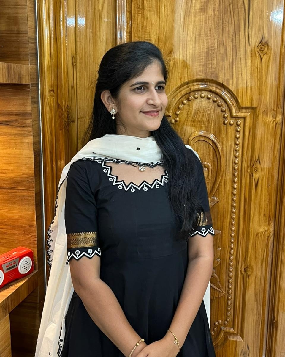 Two piece set - Image 2